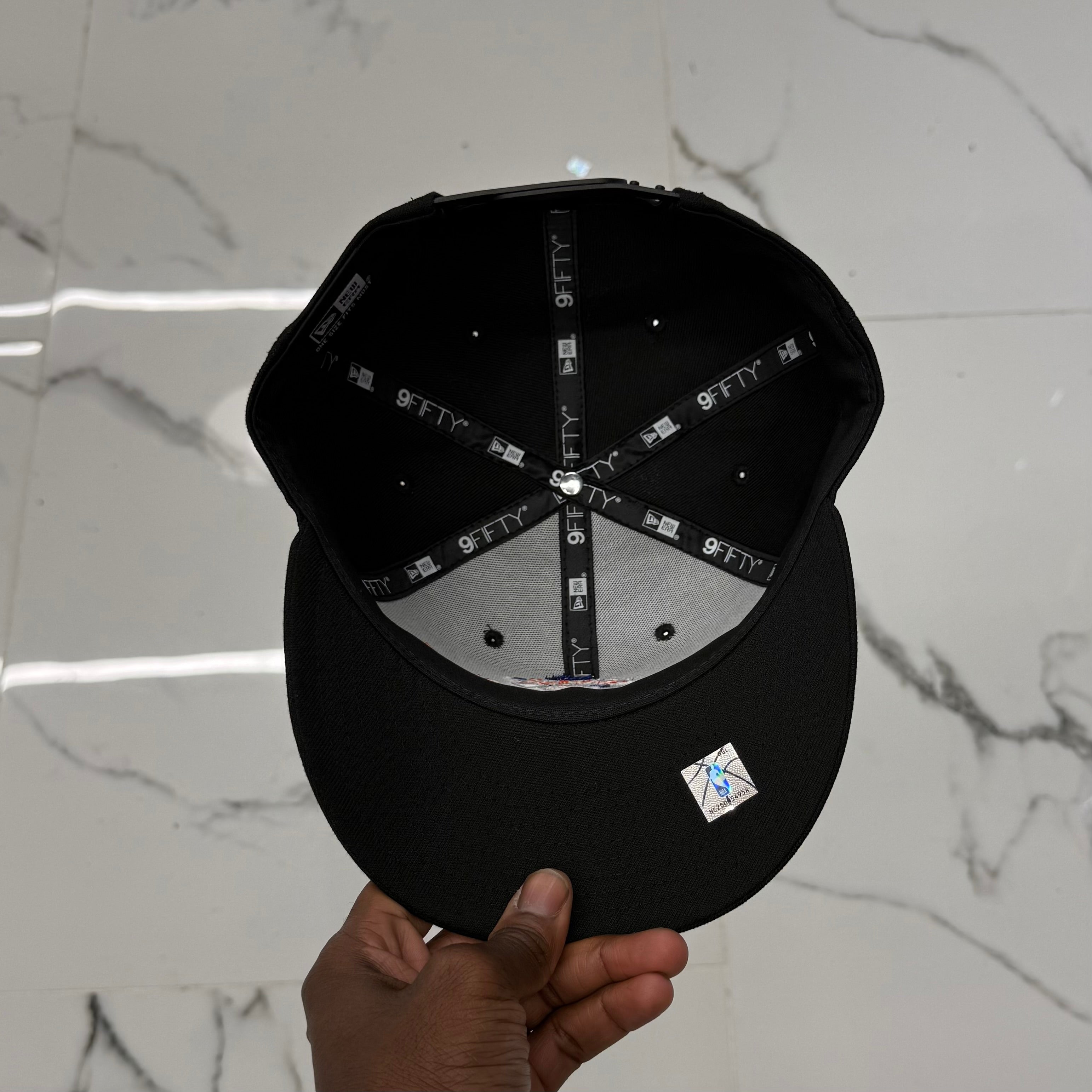New York Knicks Big FINALS Black 950 Classic 2026 Snap Back