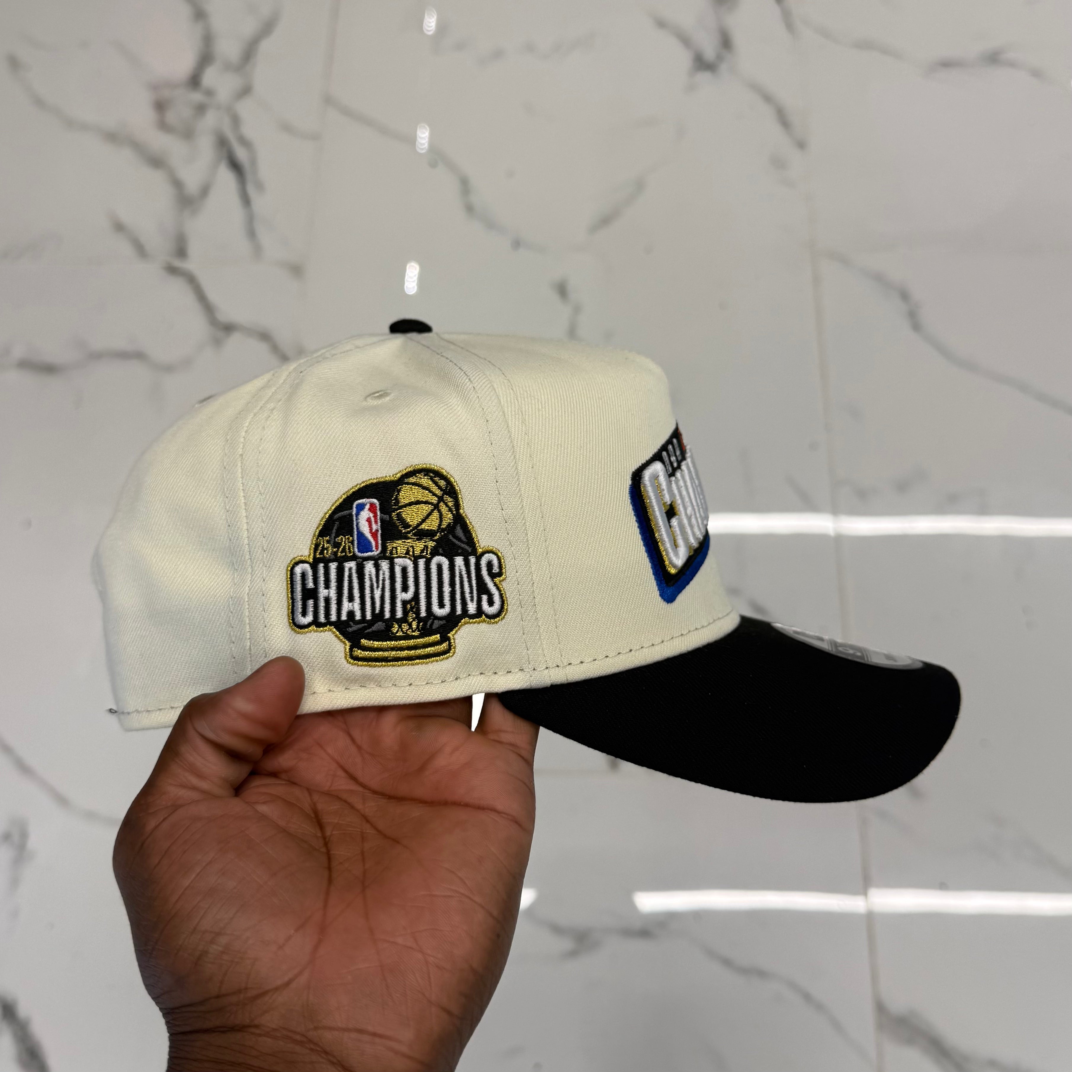 New York Knicks Champions Creme Black 950 Aframe Snap Back