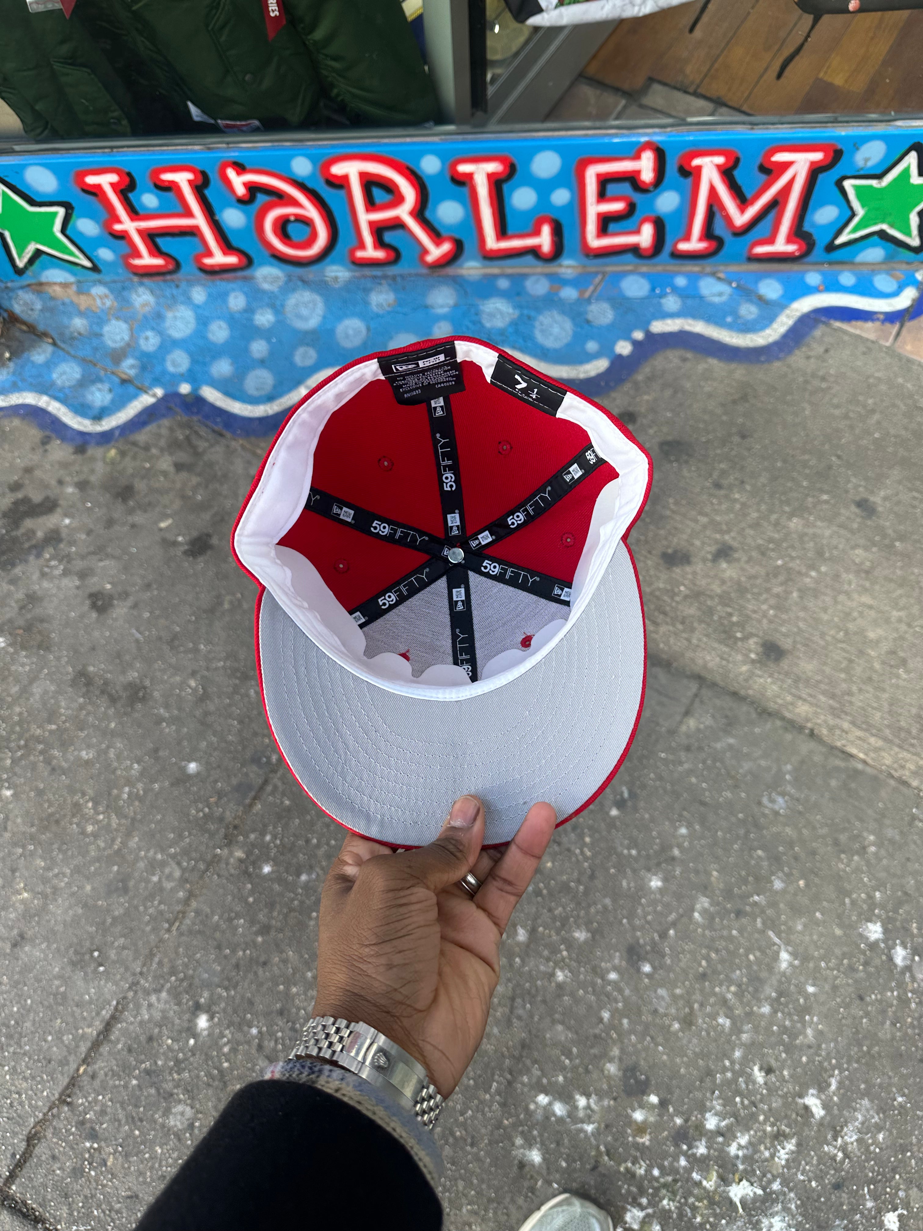 All Red (Blue Outline) Harlem 5950 Fitted