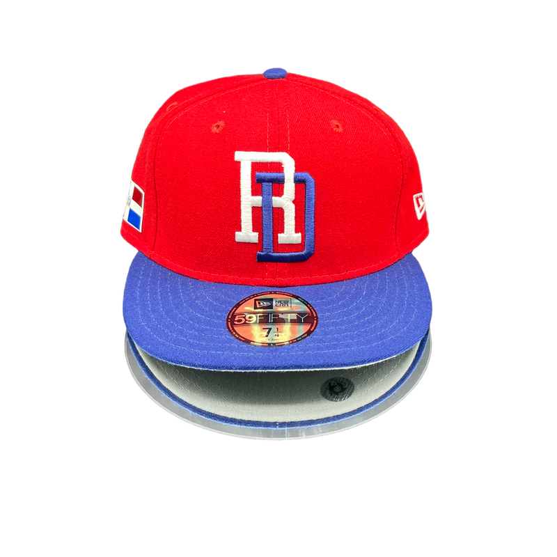 Dominican Republic 2 Tone Red Crown & Blue