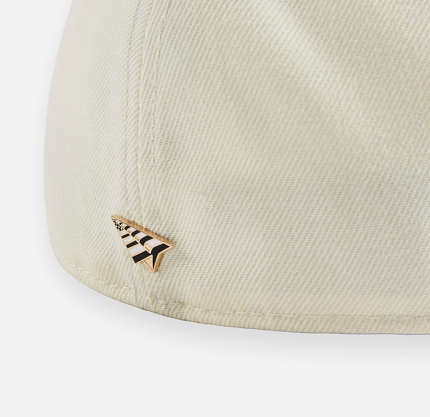 Roc Nation Paper Planes A Golden 5950 Fitted