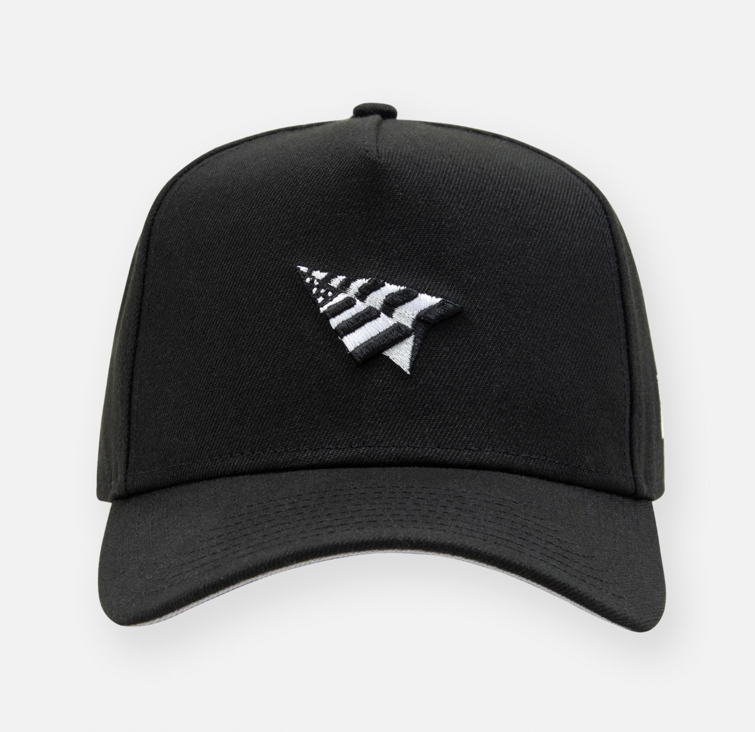 Roc Nation Paper Planes Black white logo 940 Snap Back Grey uv
