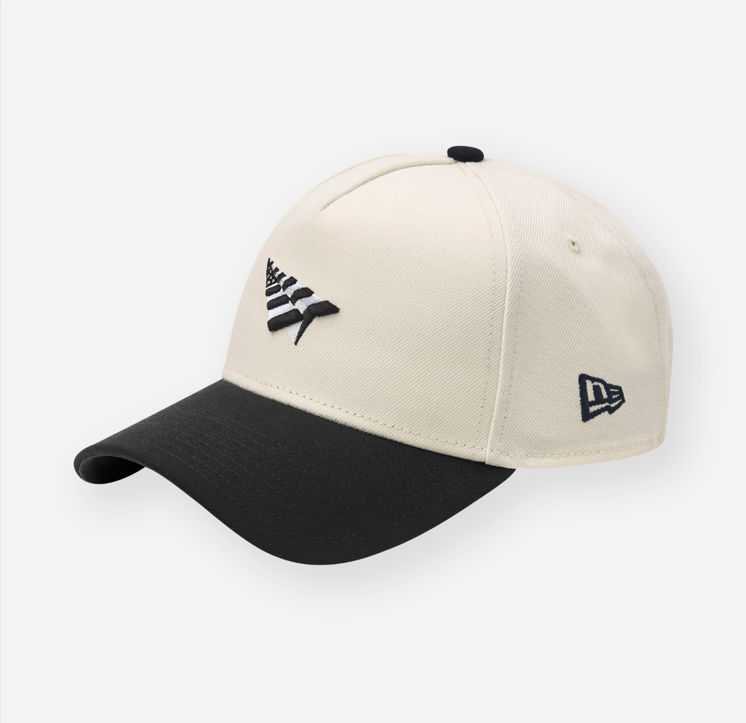 Roc Nation Paper Planes Chrome & Black  940 Snap Back Grey uv