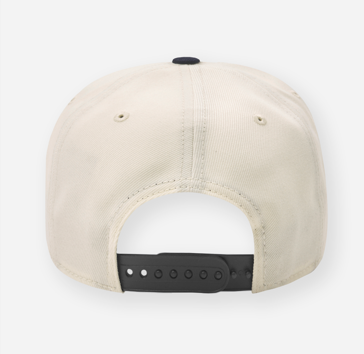 Roc Nation Paper Planes Chrome & Black  940 Snap Back Grey uv