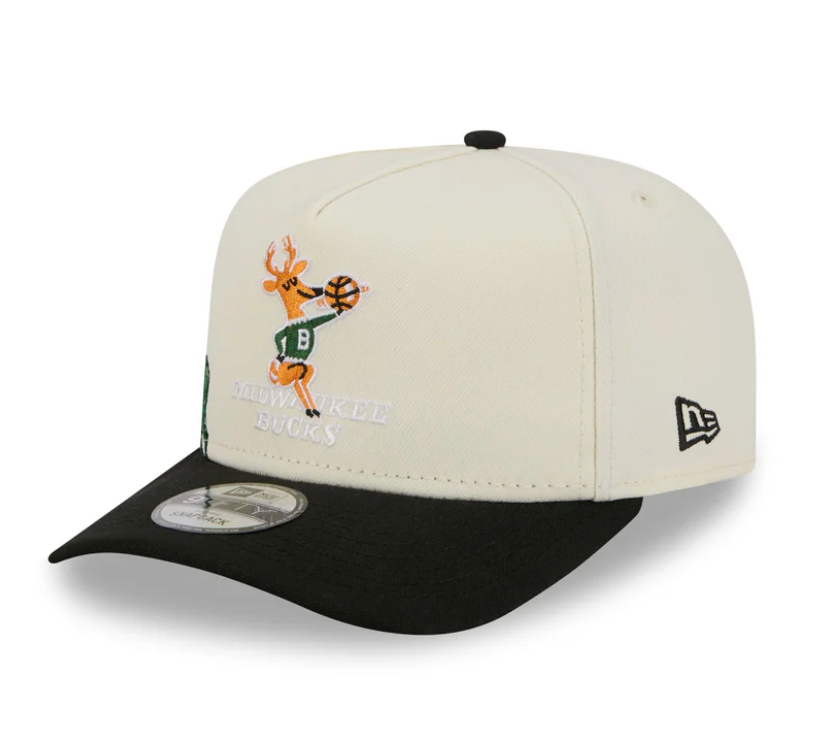 Milwaukee Bucks HWC Chrome White 9FIFTY A-Frame Snapback
